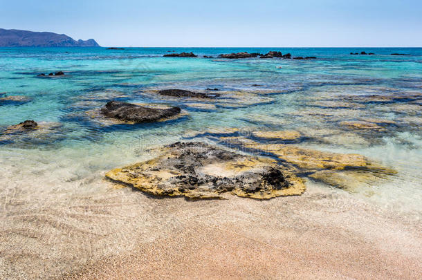 活动海滩蓝色气候海岸线