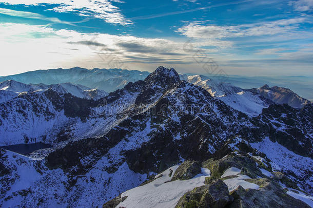 大雪山山峰的美丽景色