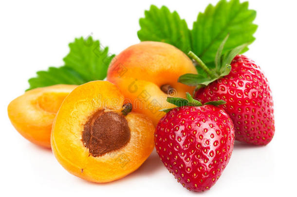 新鲜水果健康食品浆果混合草莓