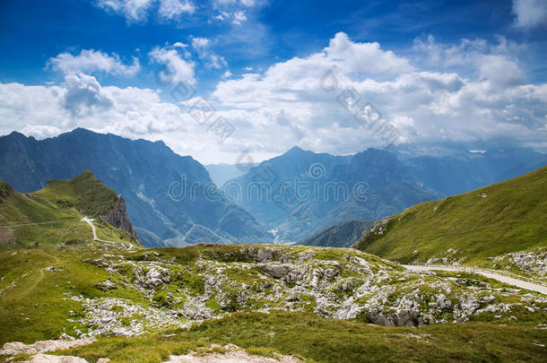 阿尔卑斯山上令人惊叹的景色。 曼加特，斯洛文尼亚。