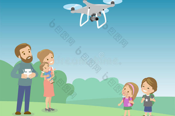 父亲在公园里和孩子们用遥控器操作无人机。 孩子们在看四架直升机。 矢量平面