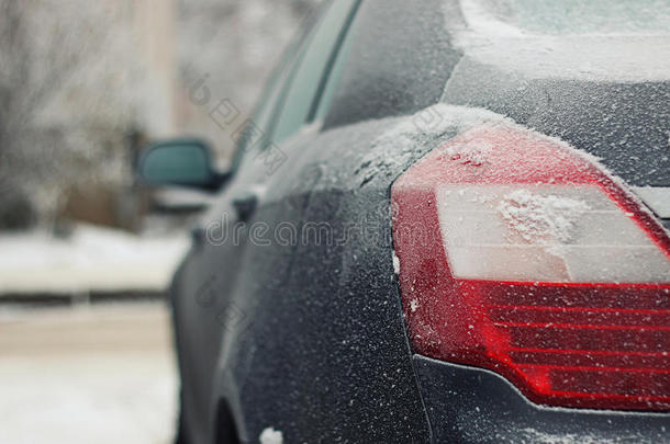汽车霜冻的冬天
