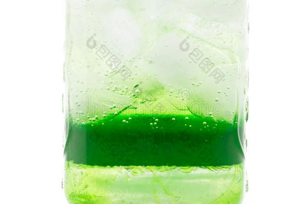 绿色苏打水