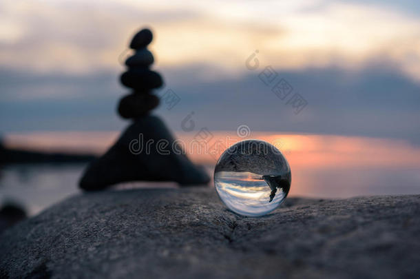 海岸上的水晶球