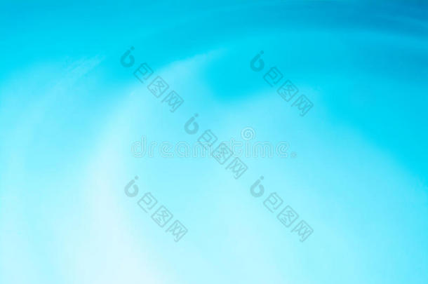 蓝色的水圈背景，波纹的水