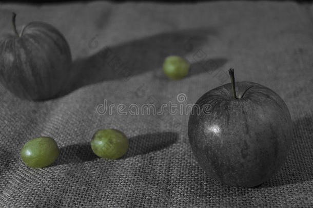苹果黑色颜色集中水果