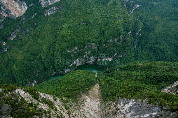 重庆云阳龙潭国家地质公园峡谷栈道