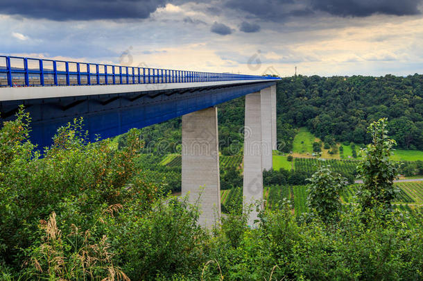 a61型建筑学高速公路蓝色桥