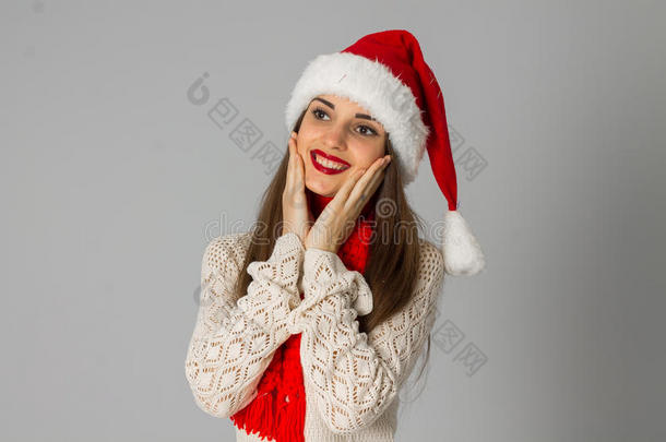 戴圣诞帽和<strong>红领巾</strong>的女孩