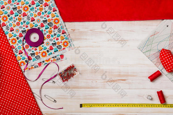 缝纫或针织工具和配件的背景