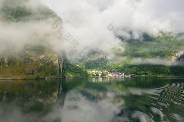 平静的乡村欧洲空军峡湾