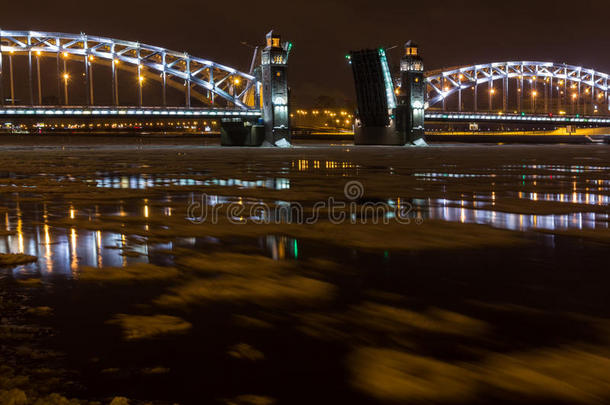 布尔什<strong>霍金</strong>斯基大桥，圣彼得堡，俄罗斯