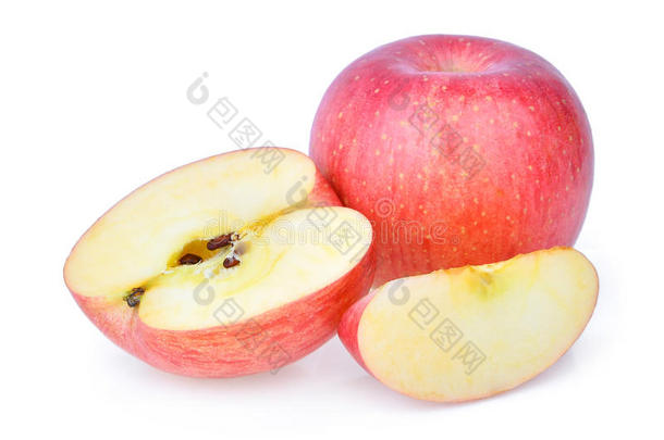 新鲜的红色苹果和切片分离在白色背景上