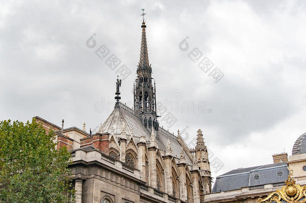 法国巴黎圣餐厅屋顶的细节