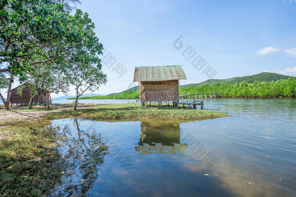 沿着巴尔干半岛建筑平房<strong>小屋</strong>