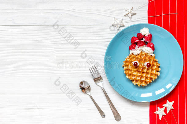 圣诞节儿童早餐，华夫饼顶视图