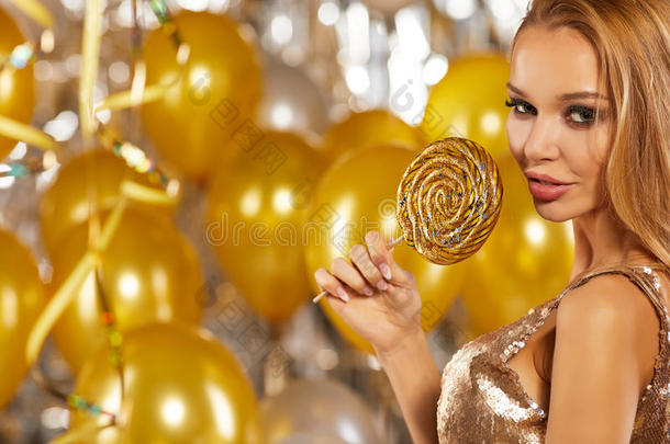 周年纪念日气球美丽的美女生日
