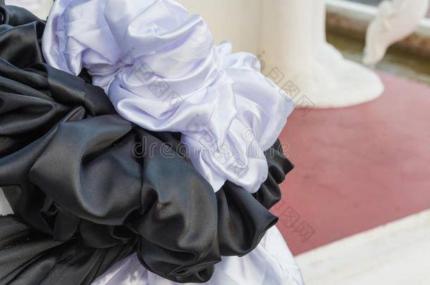 黑白布用于葬礼仪式