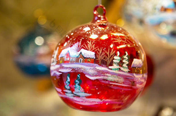 特写圣诞树装饰的节日背景