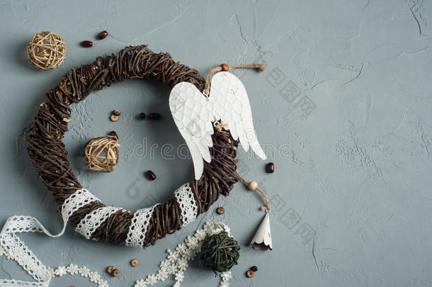 圣诞装饰用柳条戒指，鞋带，天使翅膀