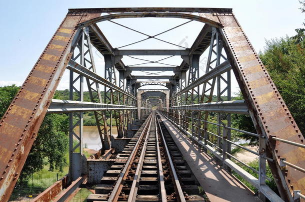 古老的铁路桥