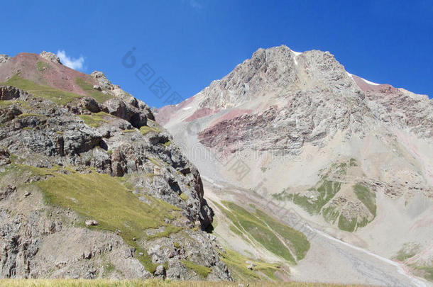冒险阿莱阿尔卑斯山海拔高度干旱的
