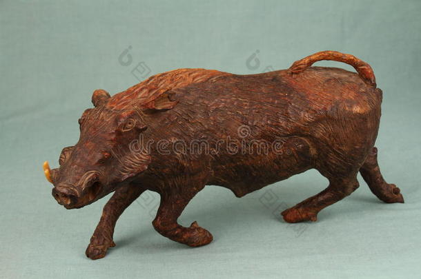 非洲艺术-用<strong>实木</strong>雕刻的野猪