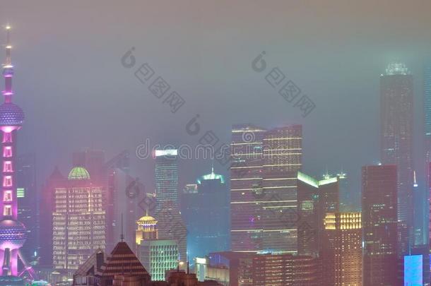 城市现代地标建筑夜间航空摄影