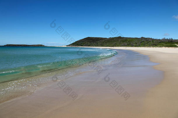 澳大利亚海湾海滩美丽的蓝色