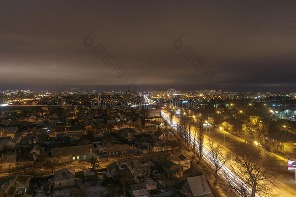 美丽的夜晚城市景观，城市灯光