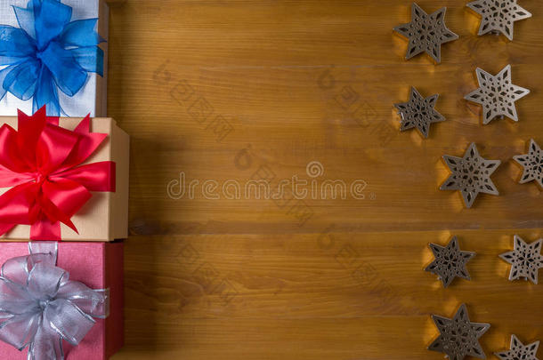 盒子礼物和小礼物包装，礼物和圣诞节，伙计