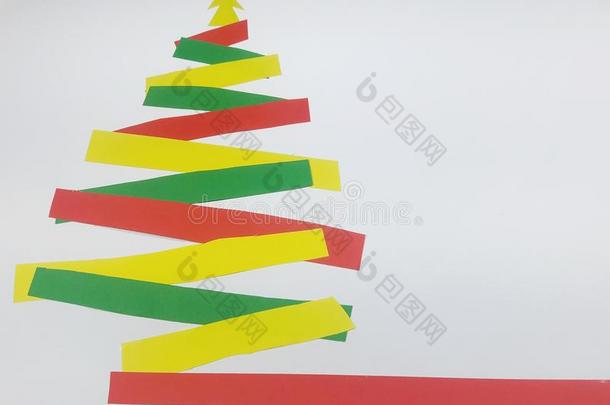 彩色纸拼贴圣诞树