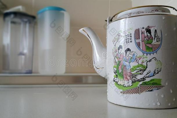 中式茶壶。