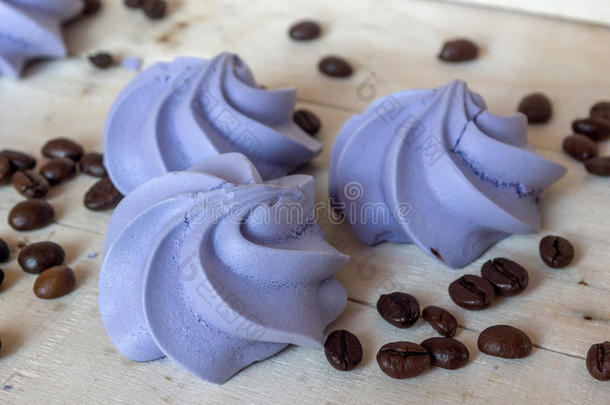 法国蓝白麦饼干和咖啡豆