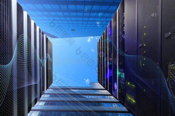 蓝天下数据中心和建筑外墙的概念服务器机房