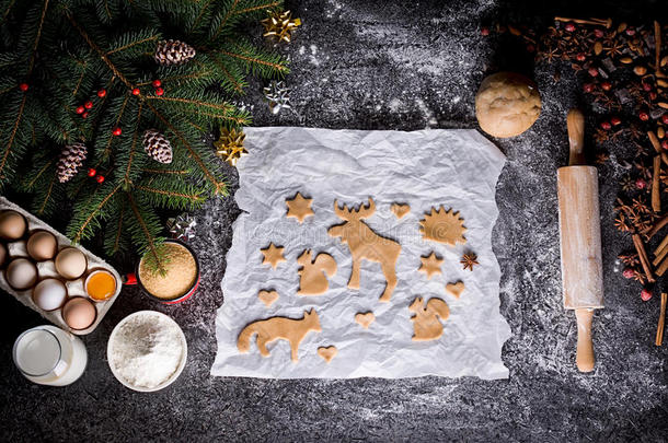 圣诞饼干姜饼的<strong>烘焙</strong>原料。 用于<strong>烘焙</strong>、香料和圣诞装饰品的<strong>模具</strong>。