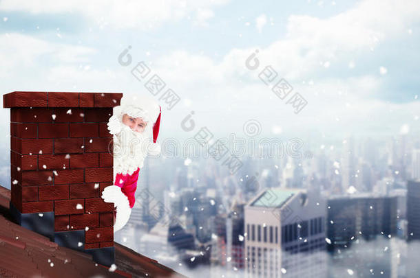 快乐圣诞老人持有海报的复合图像