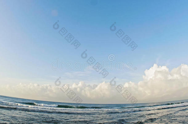 海滩蓝色加勒比云云景