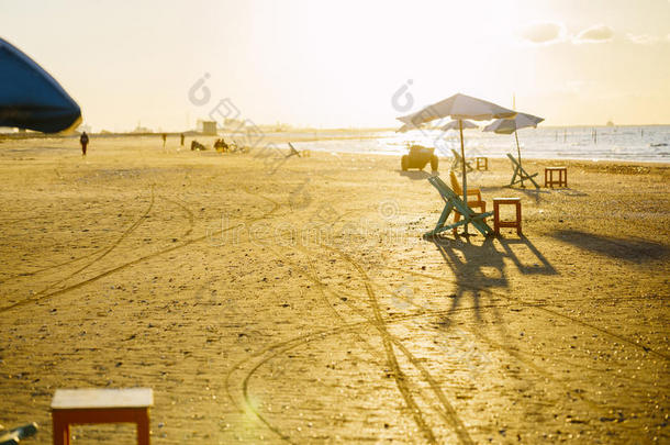海滩椅子和桌子，拉斯埃尔巴，达米埃塔，埃及