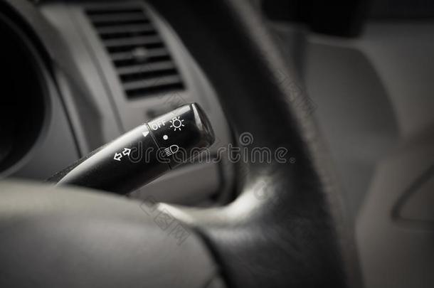 汽车黑色按钮清洁的特写镜头