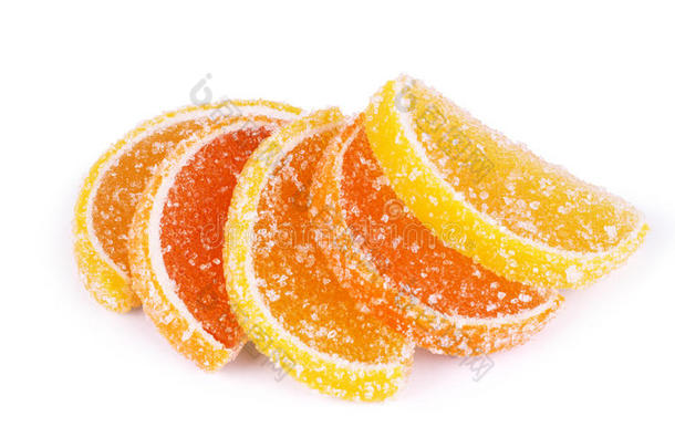 水果果冻。 果冻糖果柑橘的形式小叶上分离