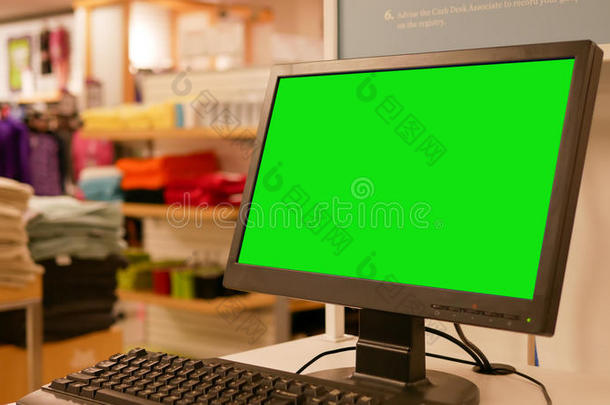 绿色广告牌为您的广告在电脑屏幕上