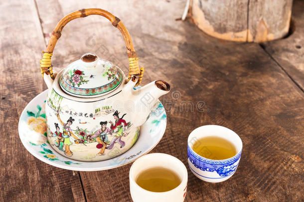 中式绿茶茶杯茶壶