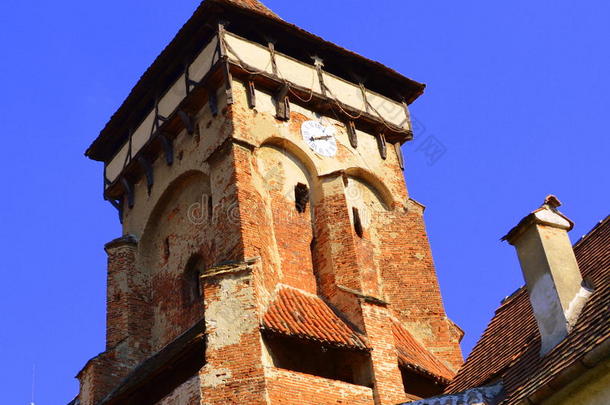 特兰西瓦尼亚葡萄园山谷的强化中世纪教堂