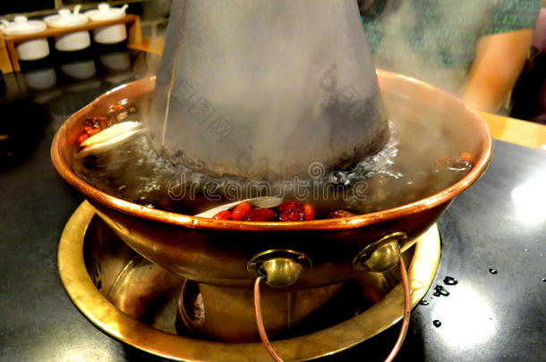 中国传统火锅