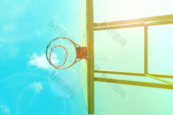 篮球圈天空和云很好的背景