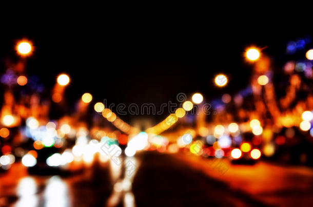 街道上的散焦灯光