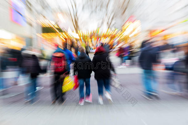 摘要地区模糊变模糊模糊的