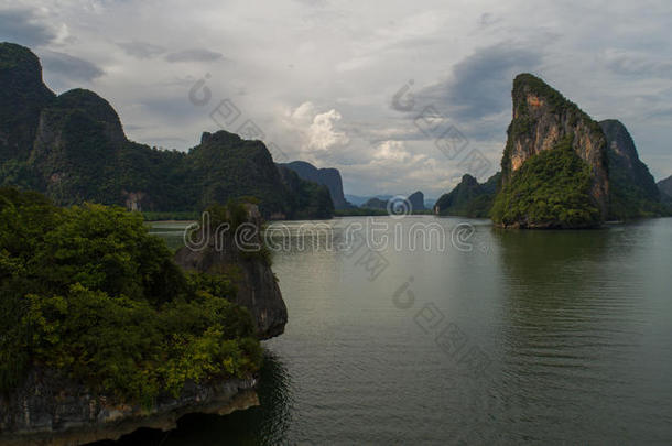 鸟瞰PhangNGA湾海洋国家公园保护和<strong>生态</strong>意义的<strong>湿地</strong>造林