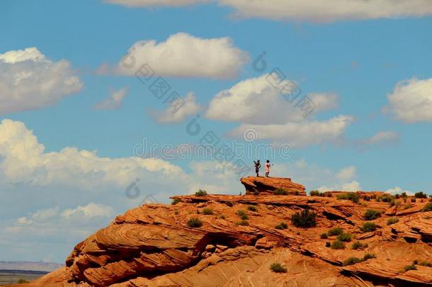 亚利桑那州美丽的白天第页岩石
